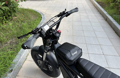 Top view of Freego F2 Pro Max handlebar, display, and front storage bag.
