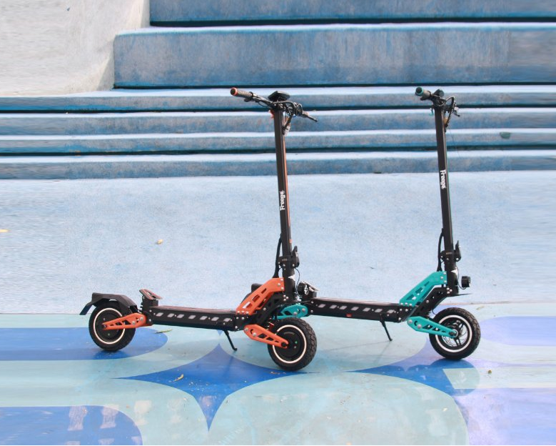 Freego C10 and C10 Pro electric scooters side by side in an outdoor setting